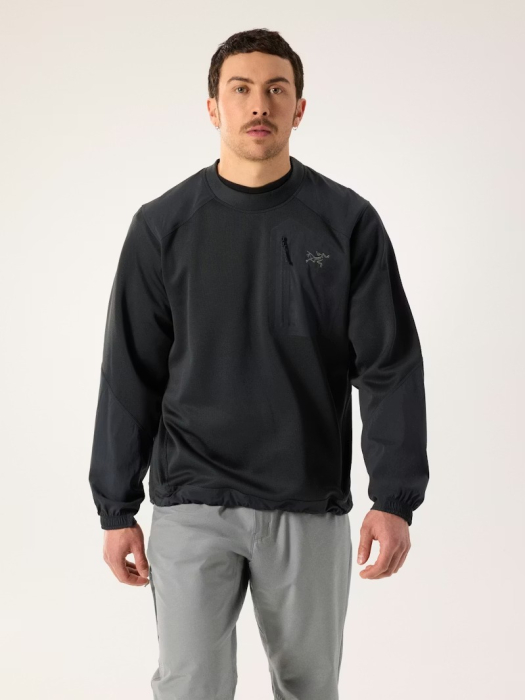 Konseal Crew Neck Pullover black model Konseal Crew Neck Pullover black model